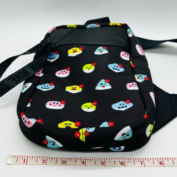 Nike Kids Black Sling Bag with Colorful Emoji Print Like New - Picture 11 of 13